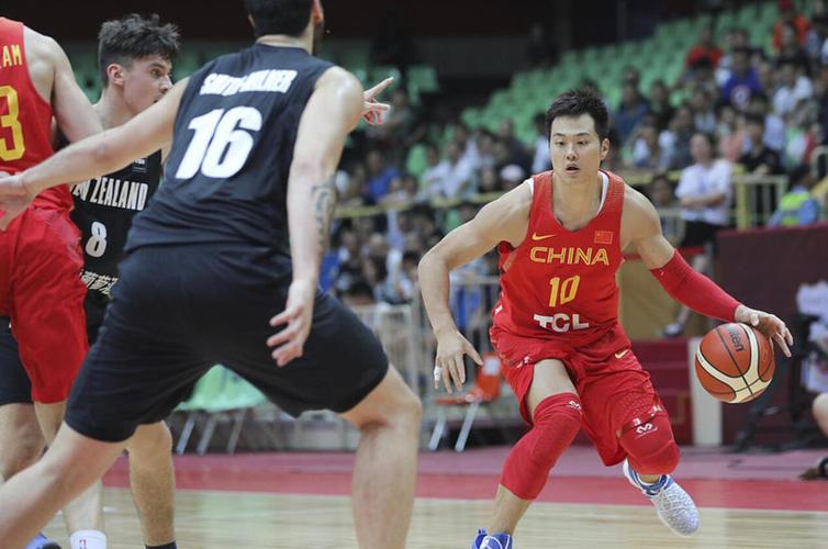 中国男篮vs新西兰开场