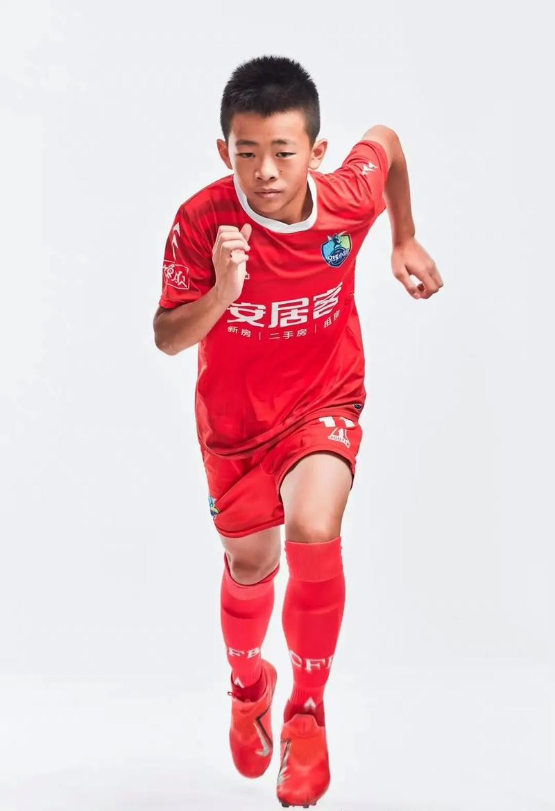 中国足球小将vs河床董路